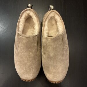 Women's Merrell Vibram Slippers Sz 7 tan Suede